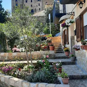 Casa Alessandra , Castelbuono (Sicily) Italia